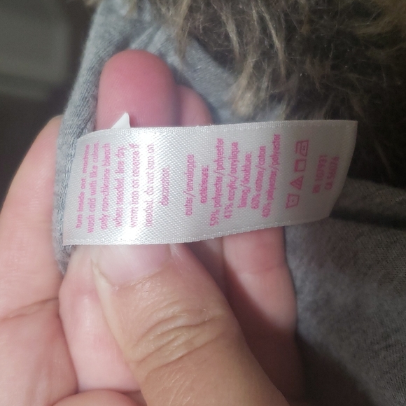 Justice 12/14 brown faux fur vest zip up - Picture 15 of 15